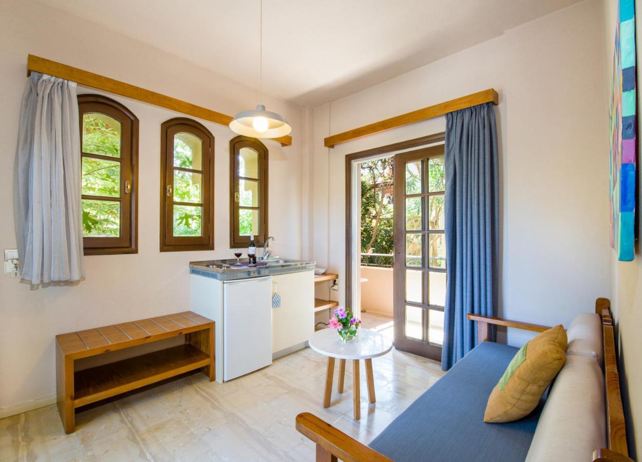 Evangelos Apartments Platanés エクステリア 写真