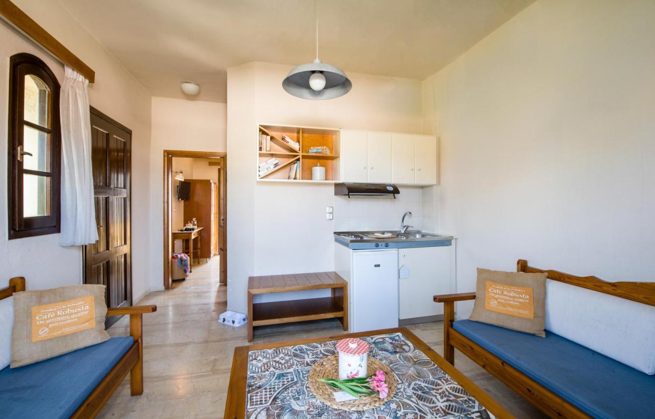 Evangelos Apartments Platanés エクステリア 写真